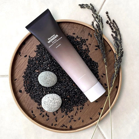 Haruharu Wonder Black Rice Moisture 5.5 Soft Cleansing Gel